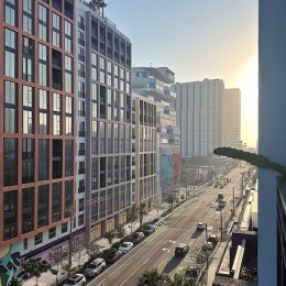 The essence of exceptional living social media post